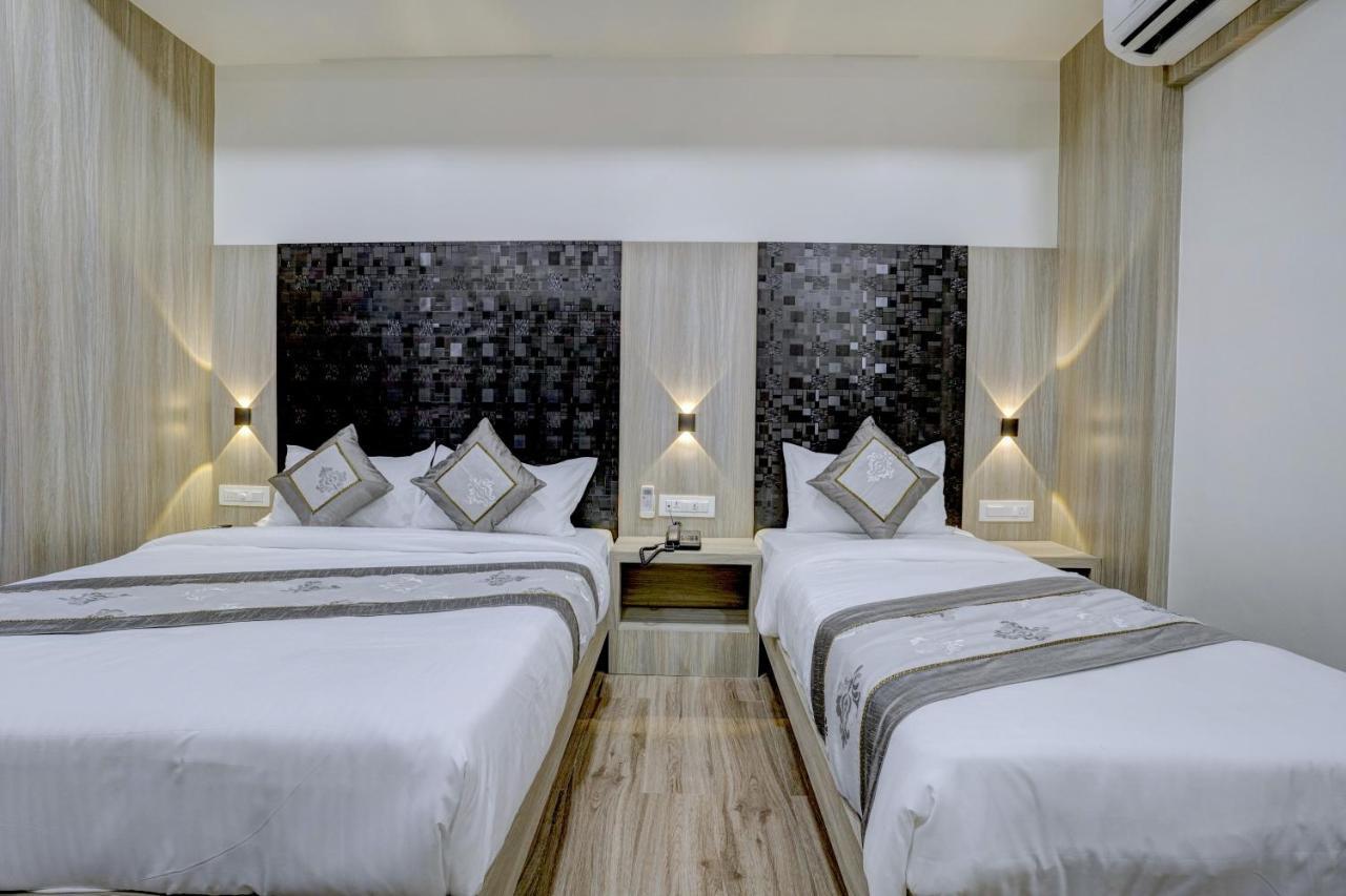 Hotel Arts International مومباي المظهر الخارجي الصورة