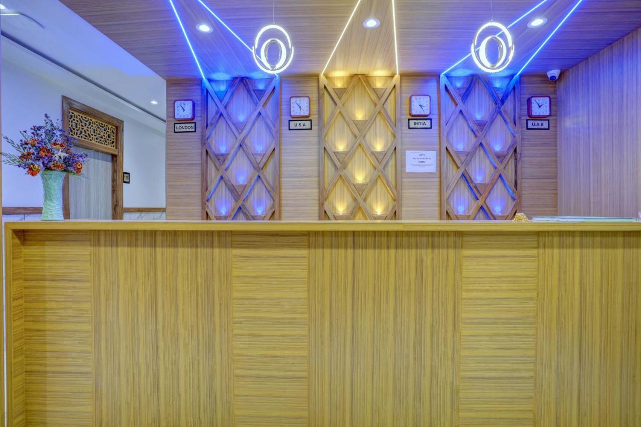 Hotel Arts International مومباي المظهر الخارجي الصورة