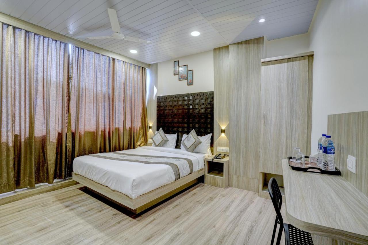 Hotel Arts International مومباي المظهر الخارجي الصورة