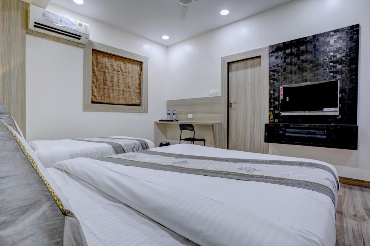 Hotel Arts International مومباي المظهر الخارجي الصورة