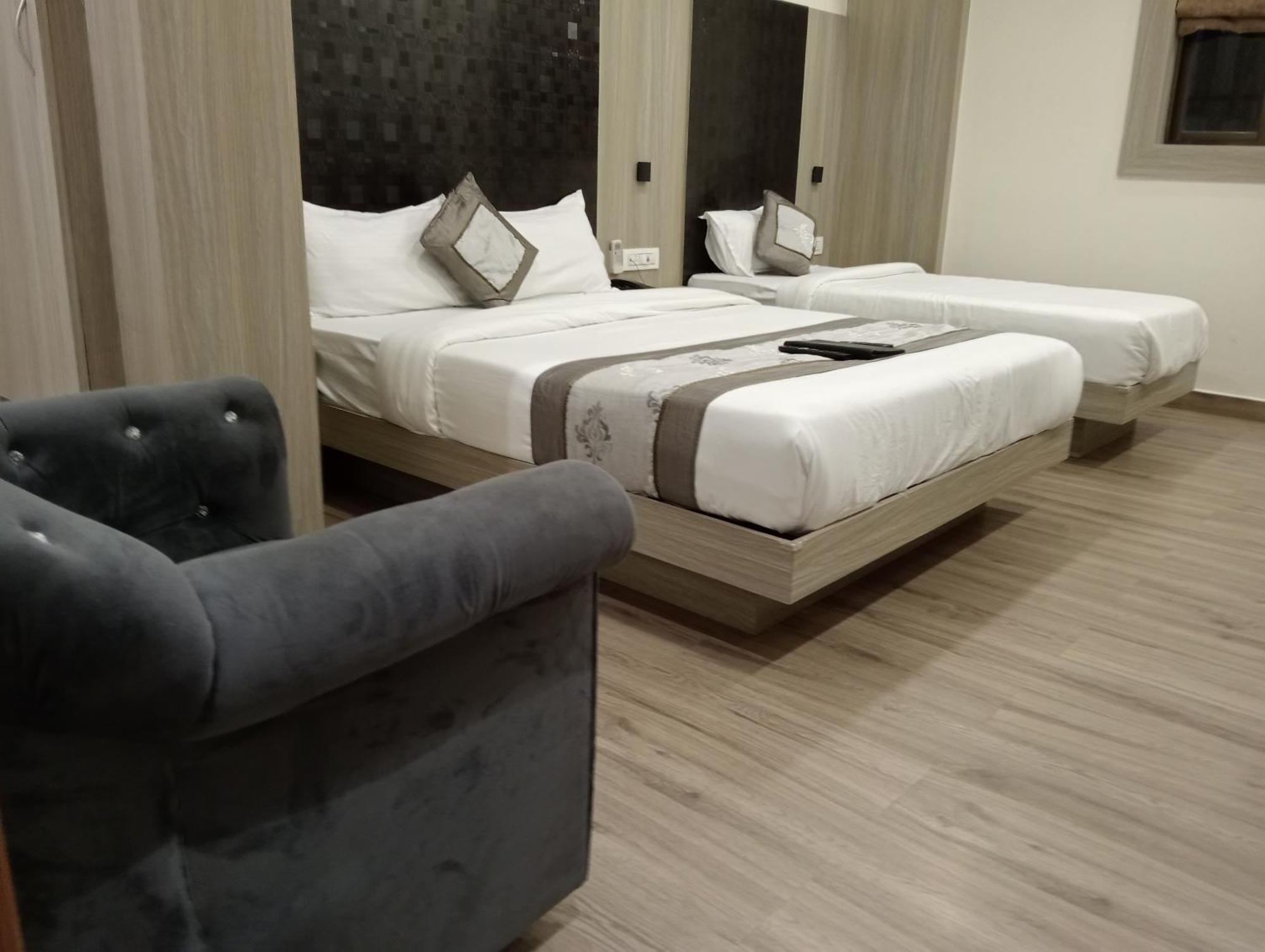 Hotel Arts International مومباي المظهر الخارجي الصورة