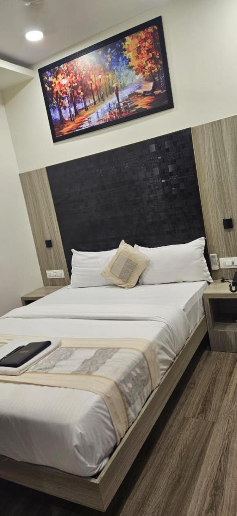 Hotel Arts International مومباي المظهر الخارجي الصورة