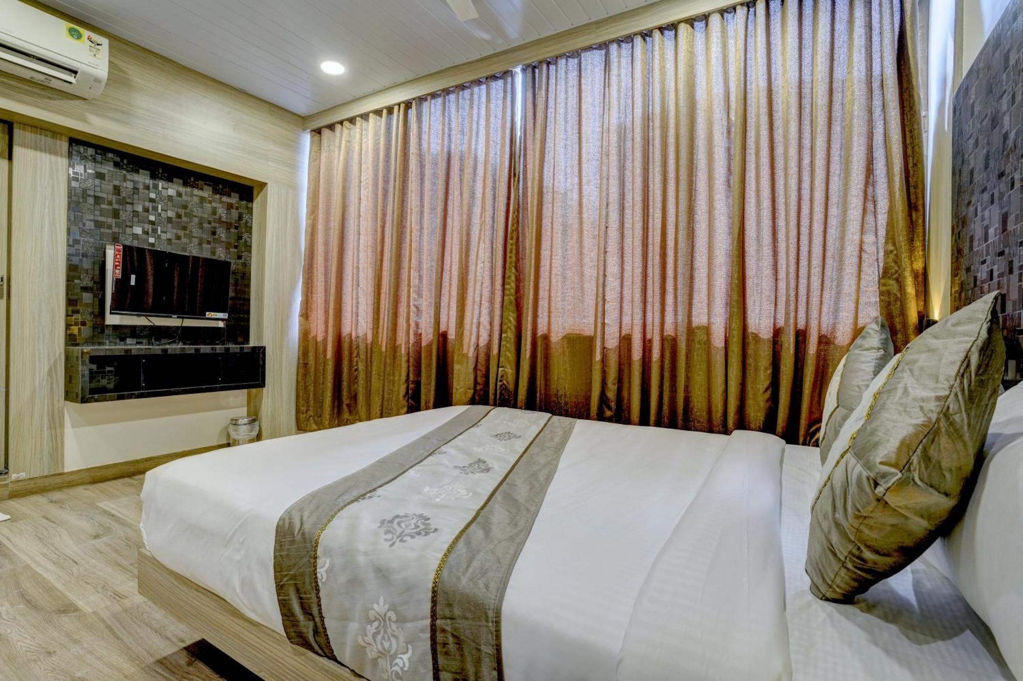 Hotel Arts International مومباي المظهر الخارجي الصورة