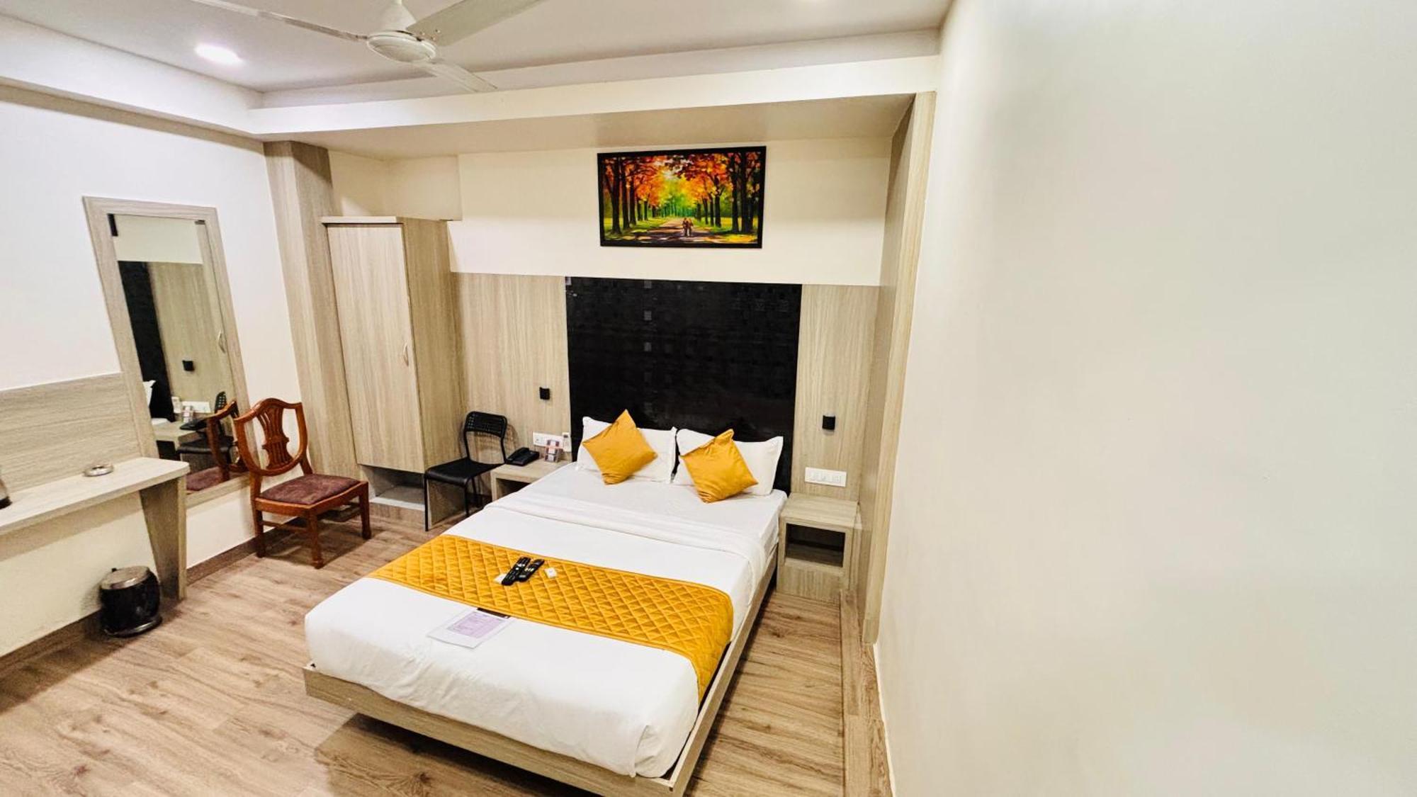 Hotel Arts International مومباي المظهر الخارجي الصورة