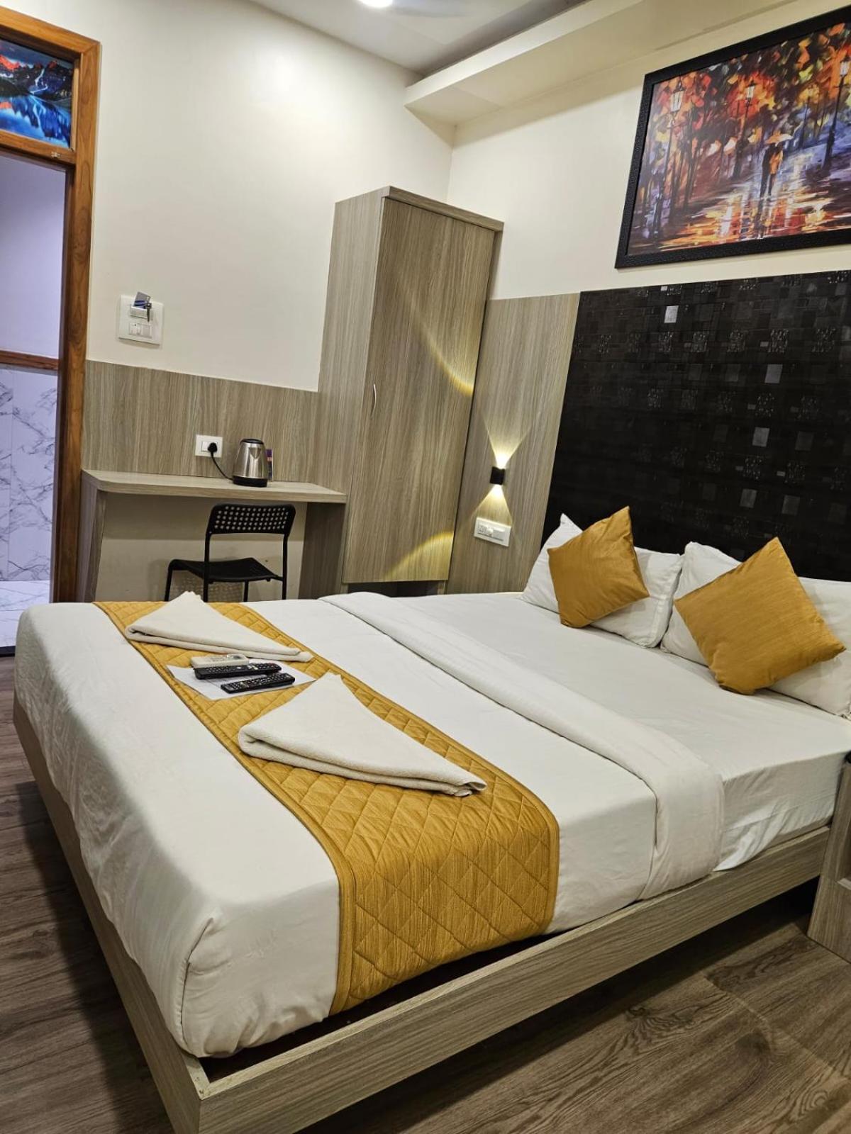 Hotel Arts International مومباي المظهر الخارجي الصورة